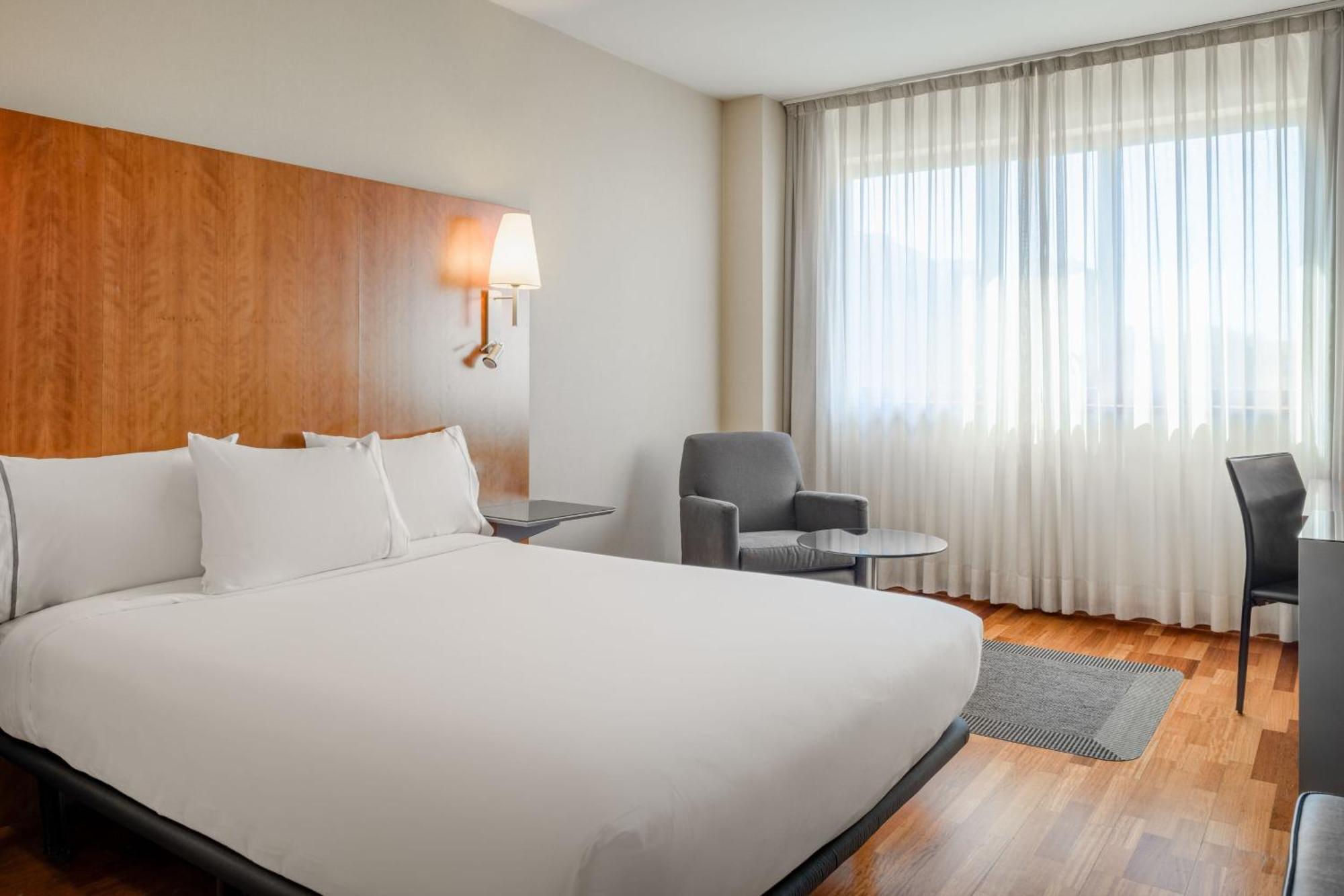 Ac Hotel Guadalajara By Marriott, Spain Экстерьер фото