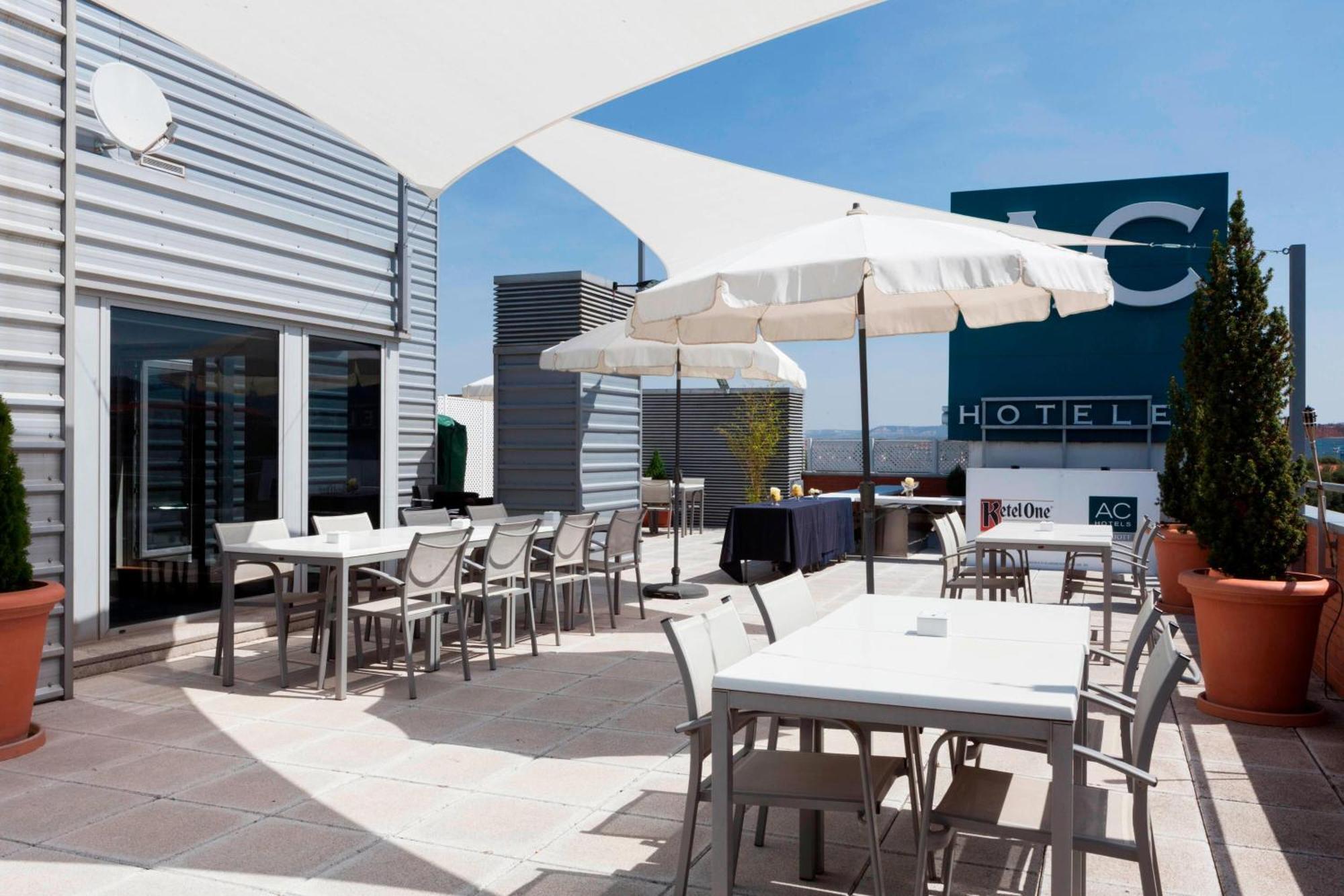 Ac Hotel Guadalajara By Marriott, Spain Экстерьер фото